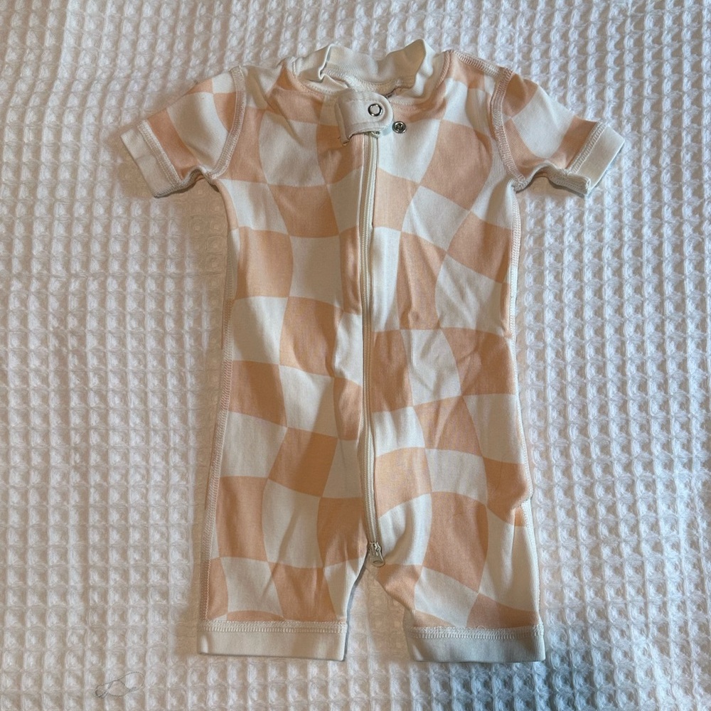 Hanna Andersson Peach & Cream Check Short-Sleeve Romper